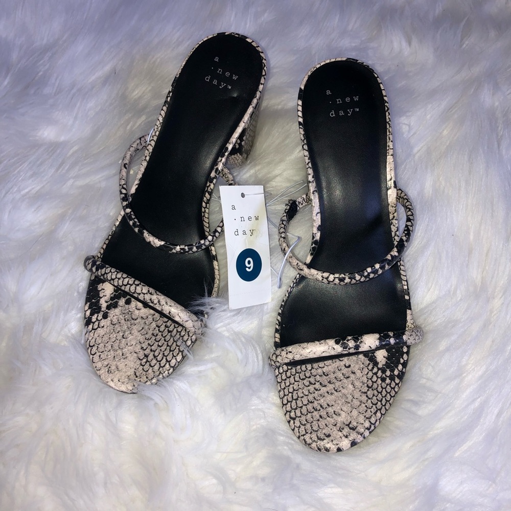 A new day snake print open toe heel sandals - Picture 2 of 7